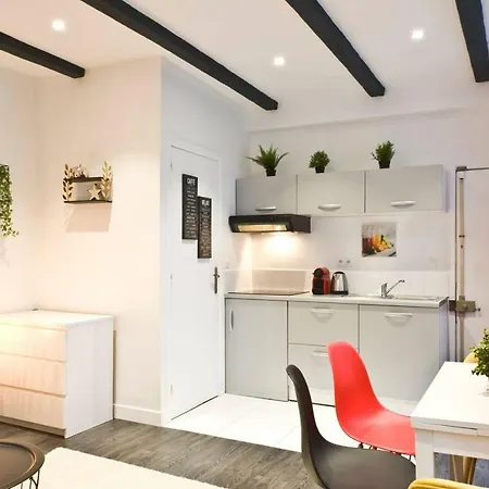 Cmg 66 Martin / Haut Marais I Apartamento París